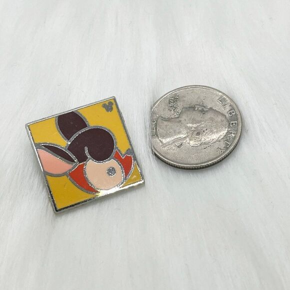 🔮 5/$25 Disney Sweet Characters Bambi Pin - Picture 2 of 2